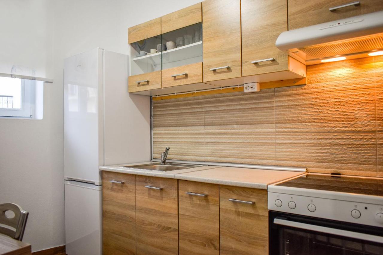 La Maison Plakes 3 Bdr Apartment