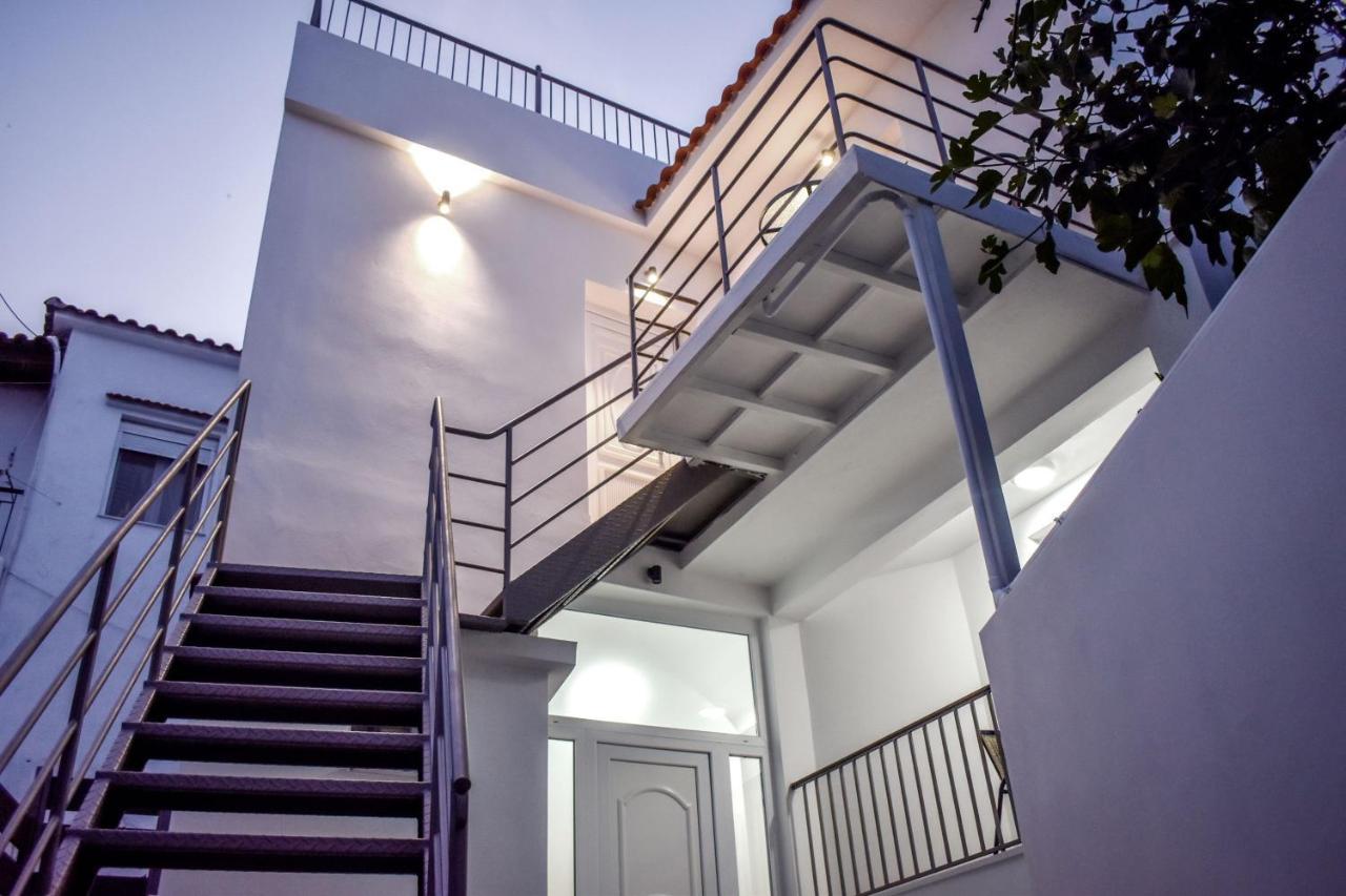 La Maison Plakes 3 Bdr Апартаменты