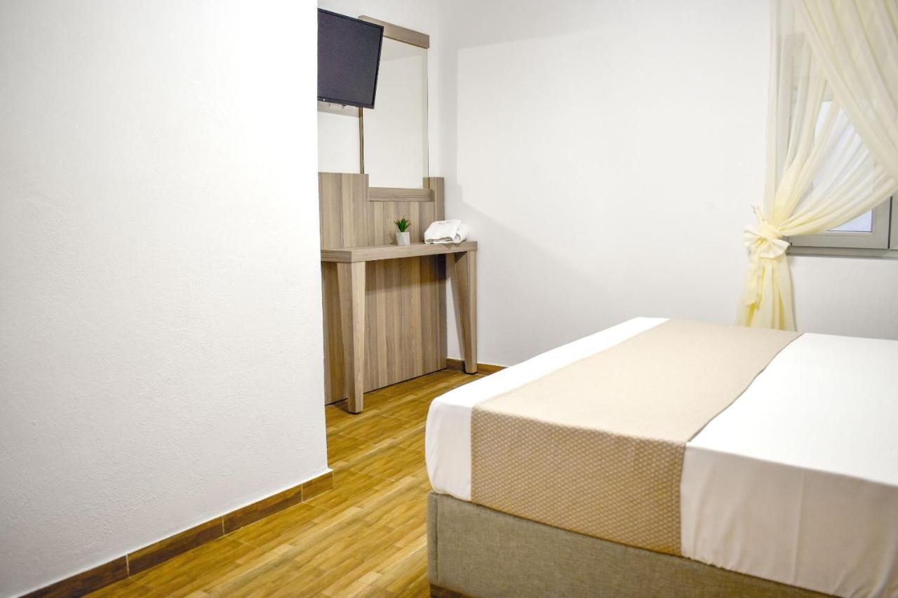 Апартаменты La Maison Plakes 3 Bdr Скиатос